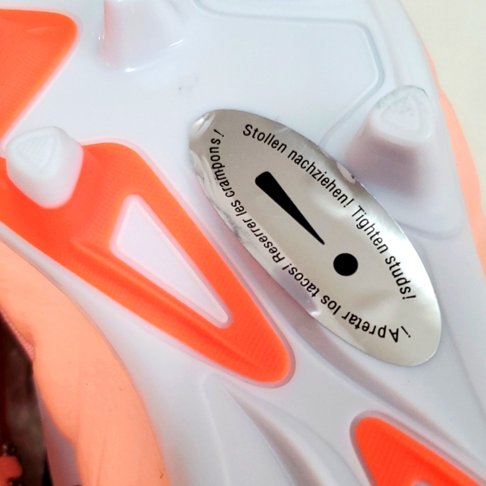 Adidas Soccer Shoes - Picture 5 of 9